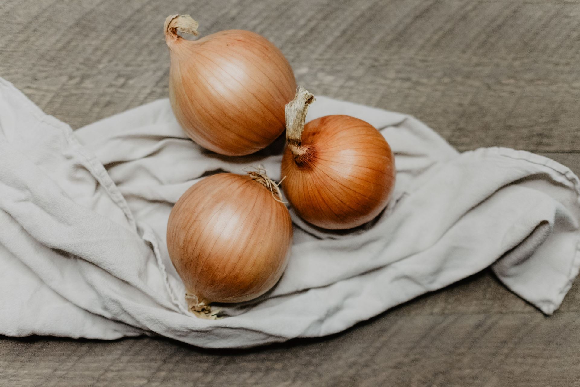 no more crying! you can now get the “tearless onions” called sunions