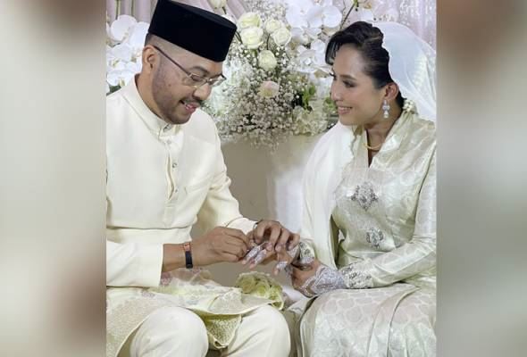 vanidah imran selamat diijabkabulkan bersama pasangan yang juga merupakan pesilat negara