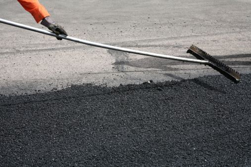 syarikat ini cipta jalan tar dengan bau strawberi. motif?