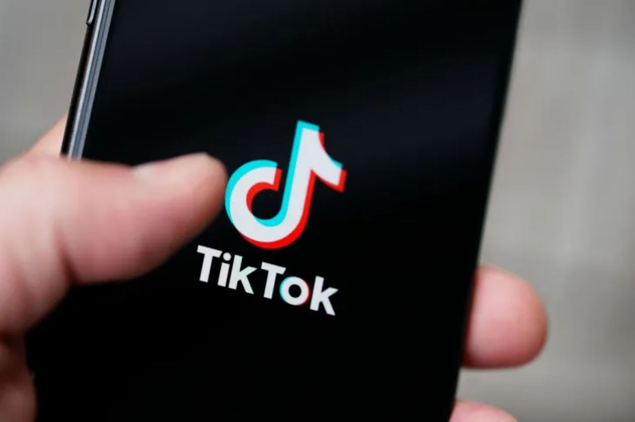 influencer usia atas 30 tahun diminta jauhkan diri dari tiktok sebab dah ‘tua’