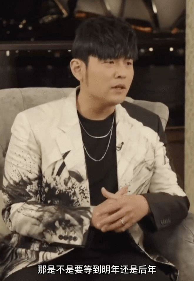 【娱乐】周杰伦新专辑只有6首新歌被骂翻？首次正面回应！