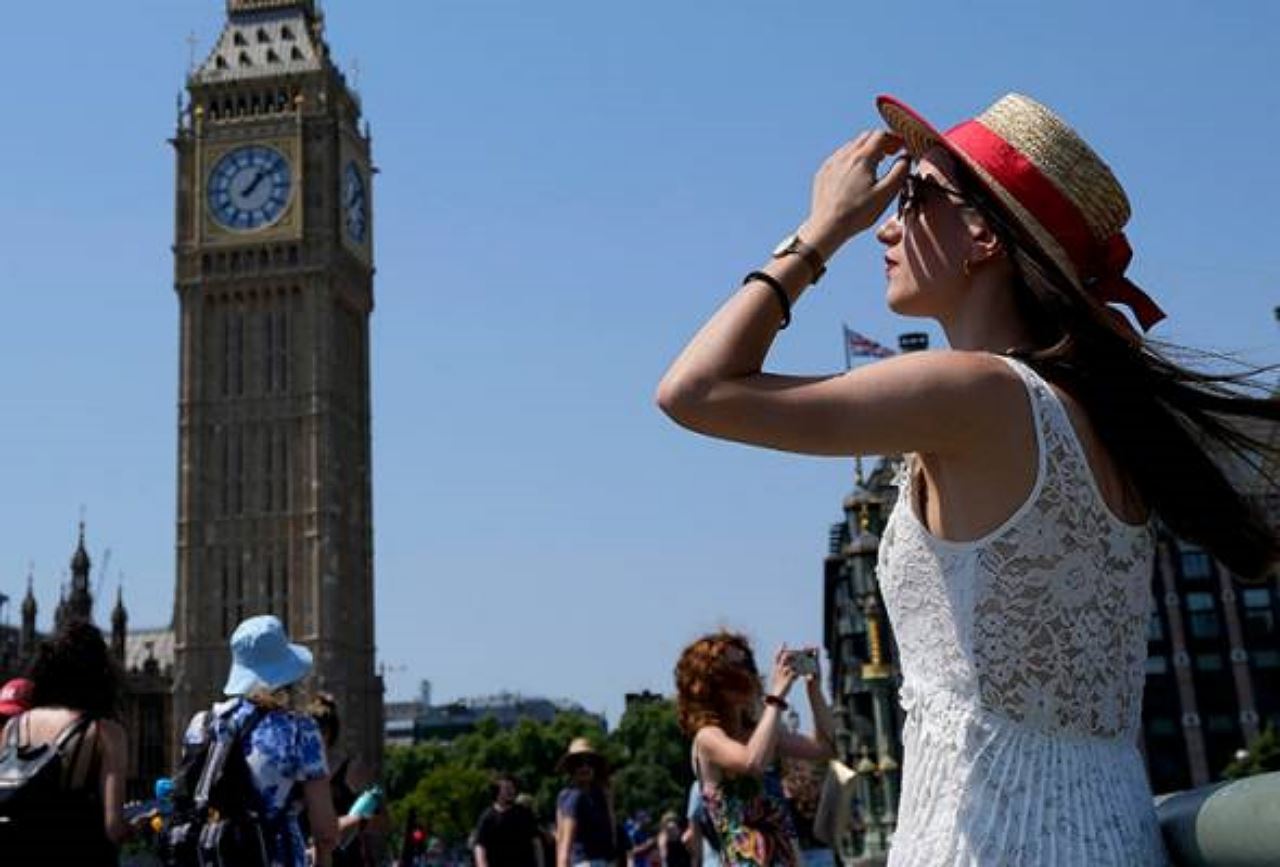 muka bengkak teruk lepas sejam terdedah terik matahari di uk