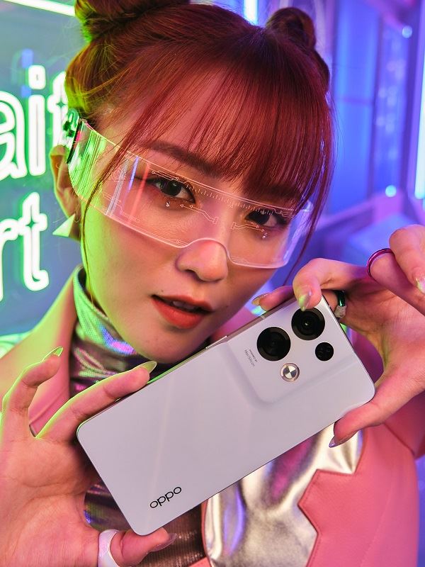 韩晓暧与OPPO潮流色彩凝光绿