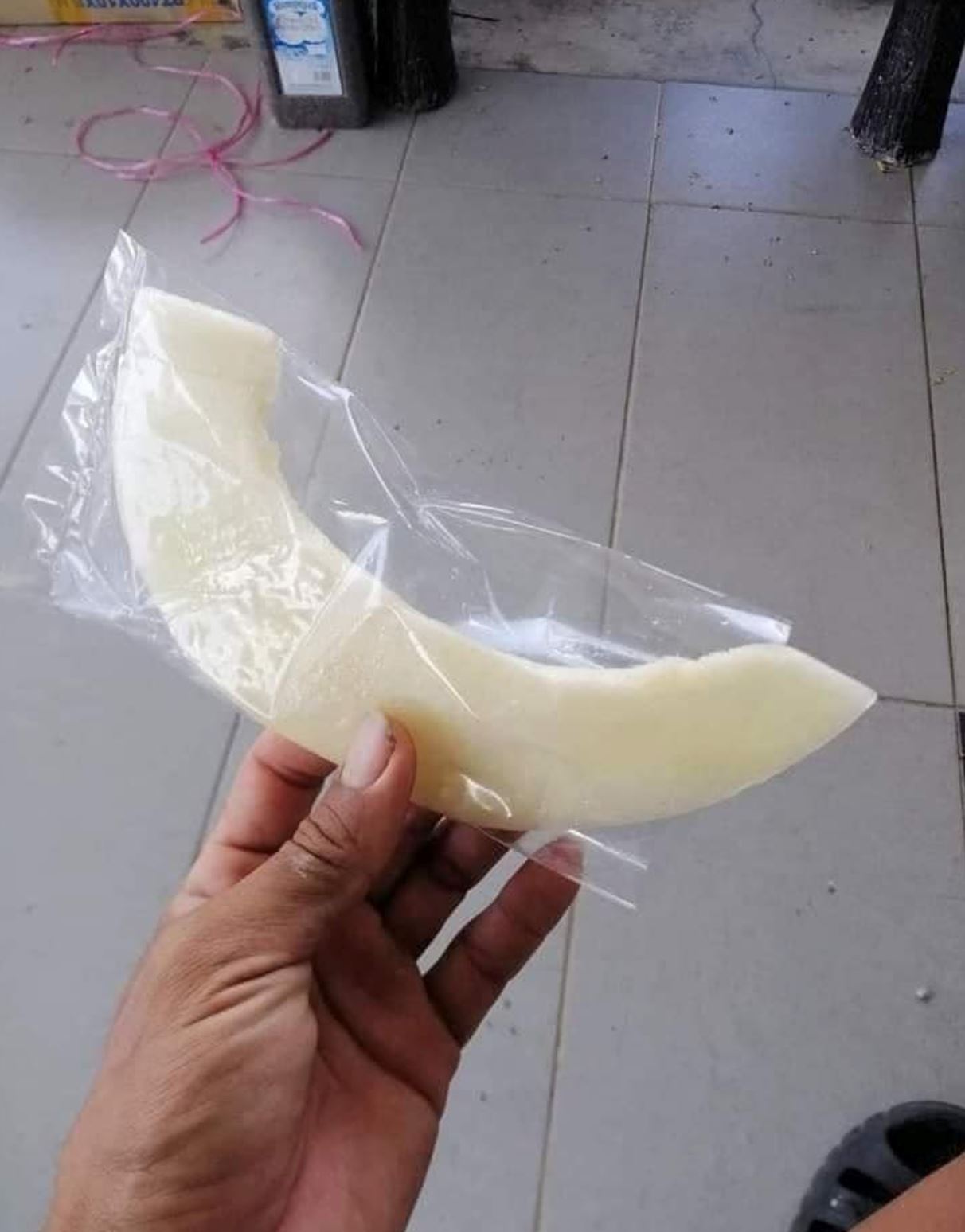 【趣闻】蜜瓜片卖不到1寸？网调侃：好厉害的刀工！ 