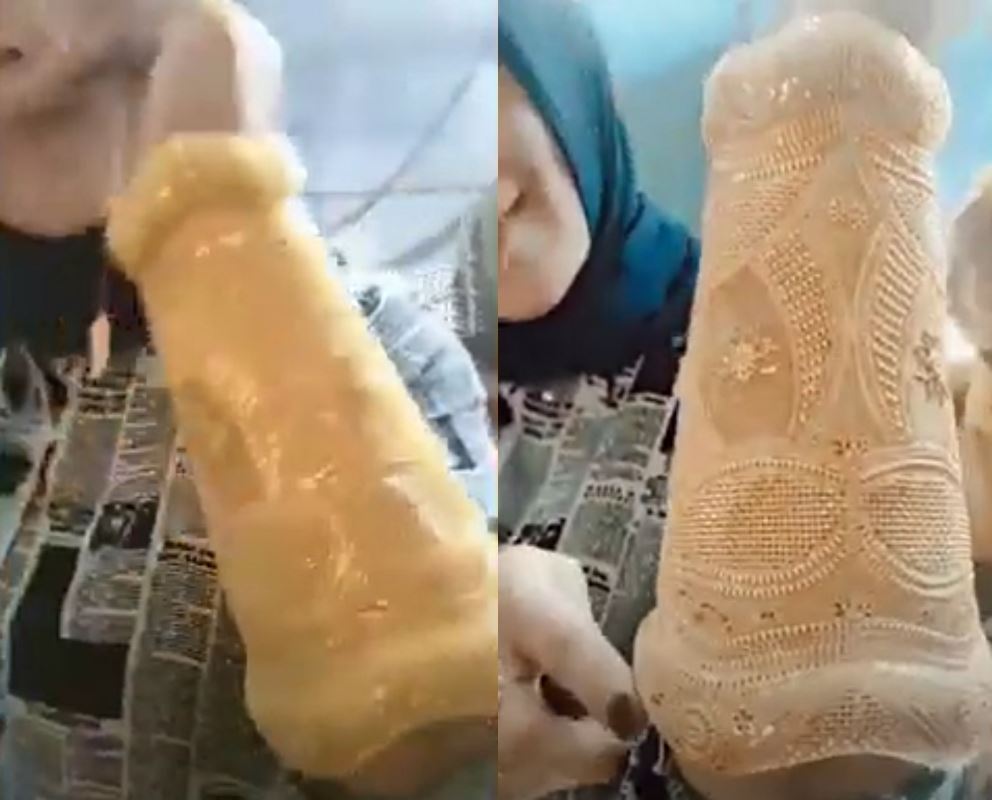 gelang emas sebesar lengan, dah macam sarung tangan thanos