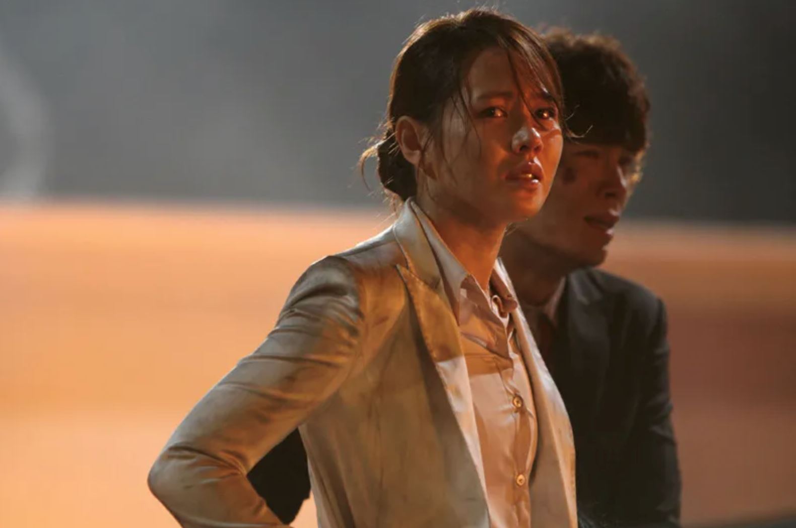 🎬韩国高分灾难片《摩天楼》❗️平安夜摩天楼即将倒塌😱孙艺珍、金相庆如何逃生