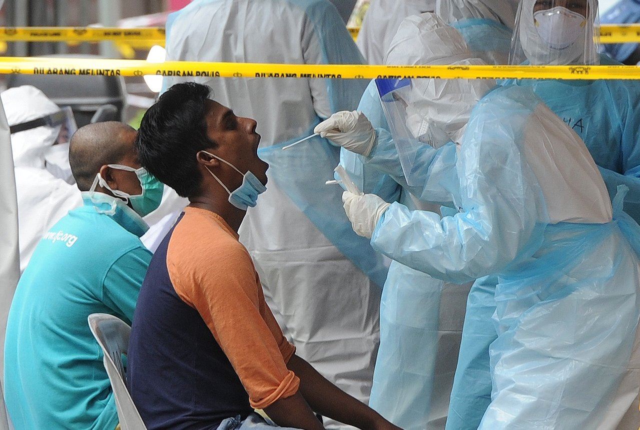 get yourself tested for covid-19!