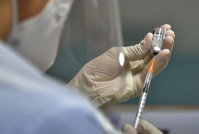 tiada cadangan wajibkan dos penggalak vaksin 