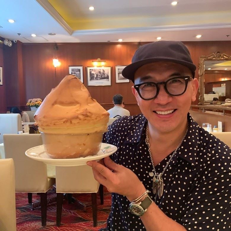 大s第二度结婚❗️和老公靠视像通话拍拖兼结婚❤️