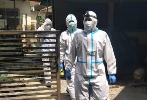 misteri akhirnya terjawab! jiran curiga bau terlalu busuk di sebelah rumah rupanya…