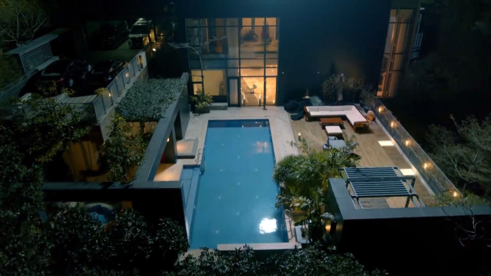 《家族荣耀》马氏巨宅超豪华❗️有私人泳池还有千尺花园🔥