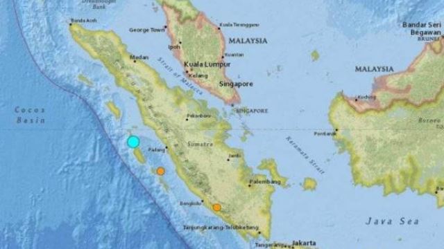 gempa bumi kuat landa barat sumatera