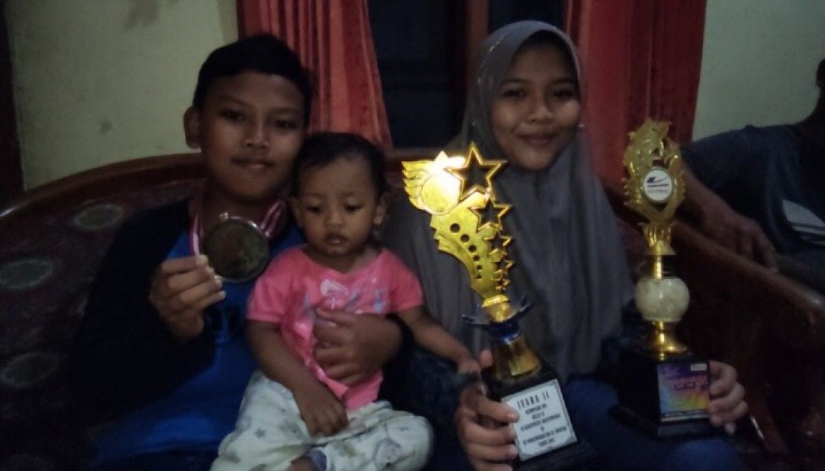 letak nama anak satu huruf sahaja supaya senang ingat