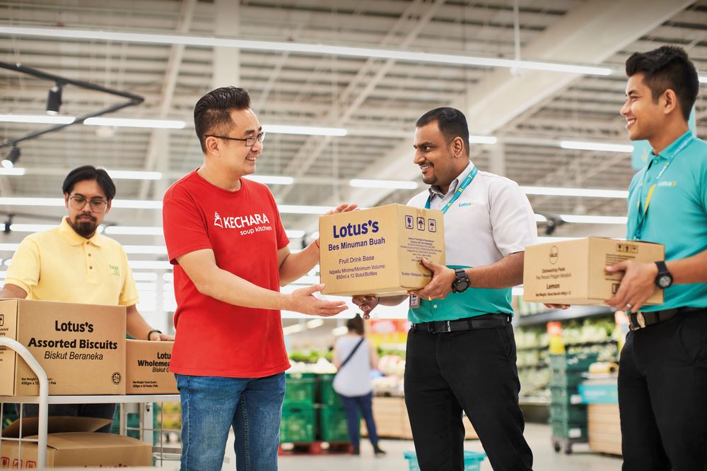 Derma Makanan Kechara Dan Lotus’s Malaysia