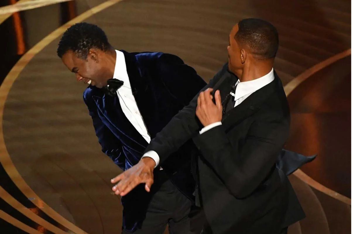 will smith tampar chris rock di acara siaran langsung, berang isteri dijadikan bahan jenaka