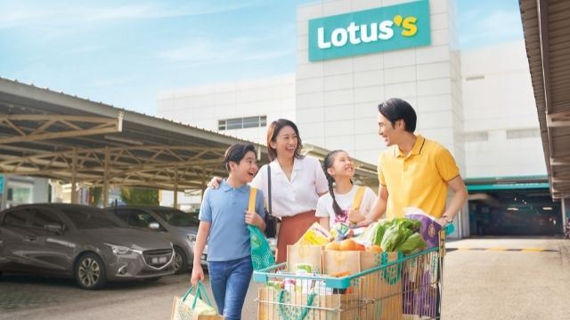 Lotus’s Malaysia low prices, freshness, variety