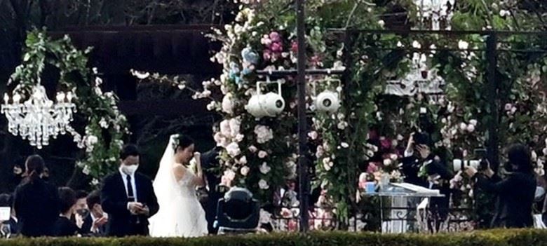 《爱的迫降》完婚❗️孙艺珍感动拭泪😭玄彬紧守护在旁💍