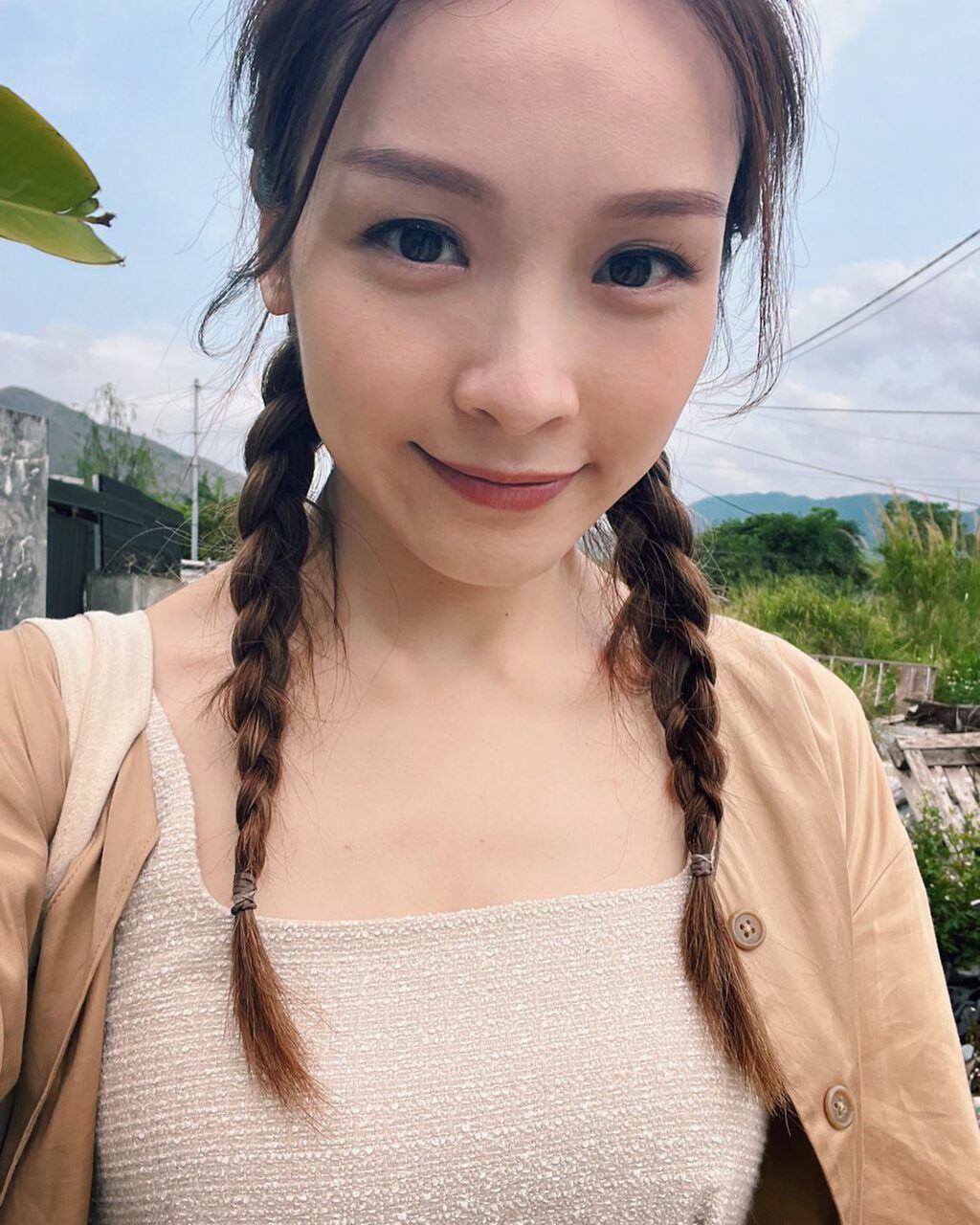 📺tvb开拍灵异剧《灵戏逼人》❗️李佳芯演美艳女鬼👻和张振朗谱人鬼恋🤍