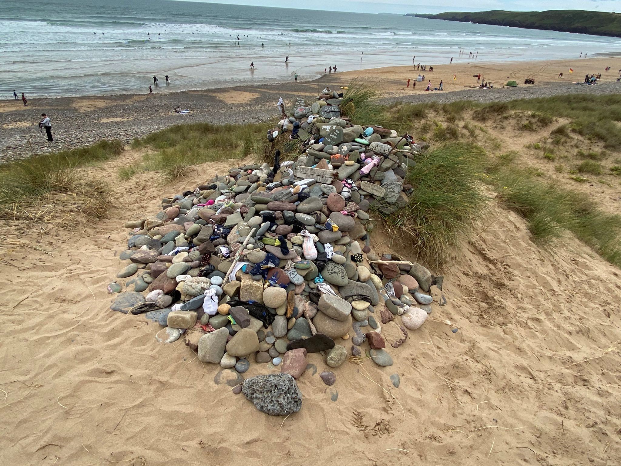 dobby’s grave from ‘harry potter’ could soon be removed from beach