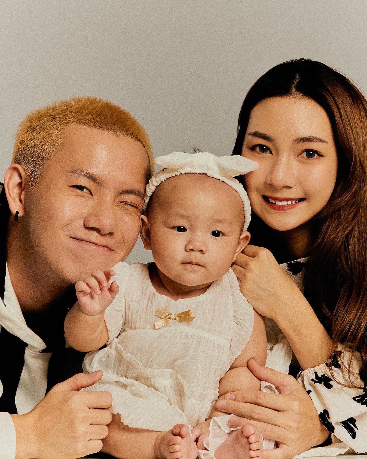 📸️kid inn晒一家三口全家福❗️庆母亲节：yvonne第一次当妈的母亲节🌸