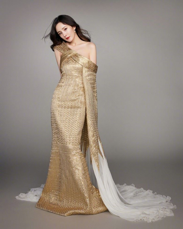 🌟「安全感来自自己」❗️杨幂不介意「软饭男」:因为我有钱💰