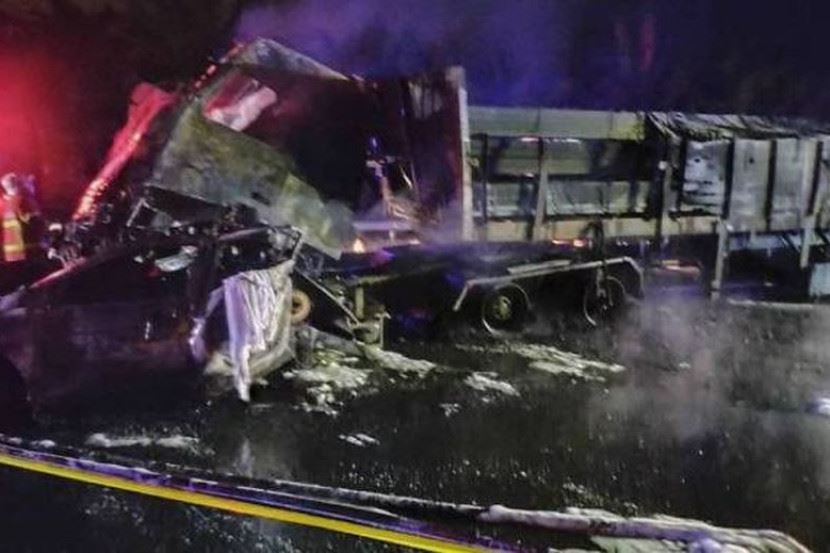 tragedi kemalangan lima mangsa rentung, pemandu treler terlibat ditahan