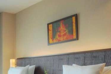 【灵异】大马女网友误住吉隆坡闹鬼酒店！老公手臂麻掉原来是女鬼坐在上面？！ 