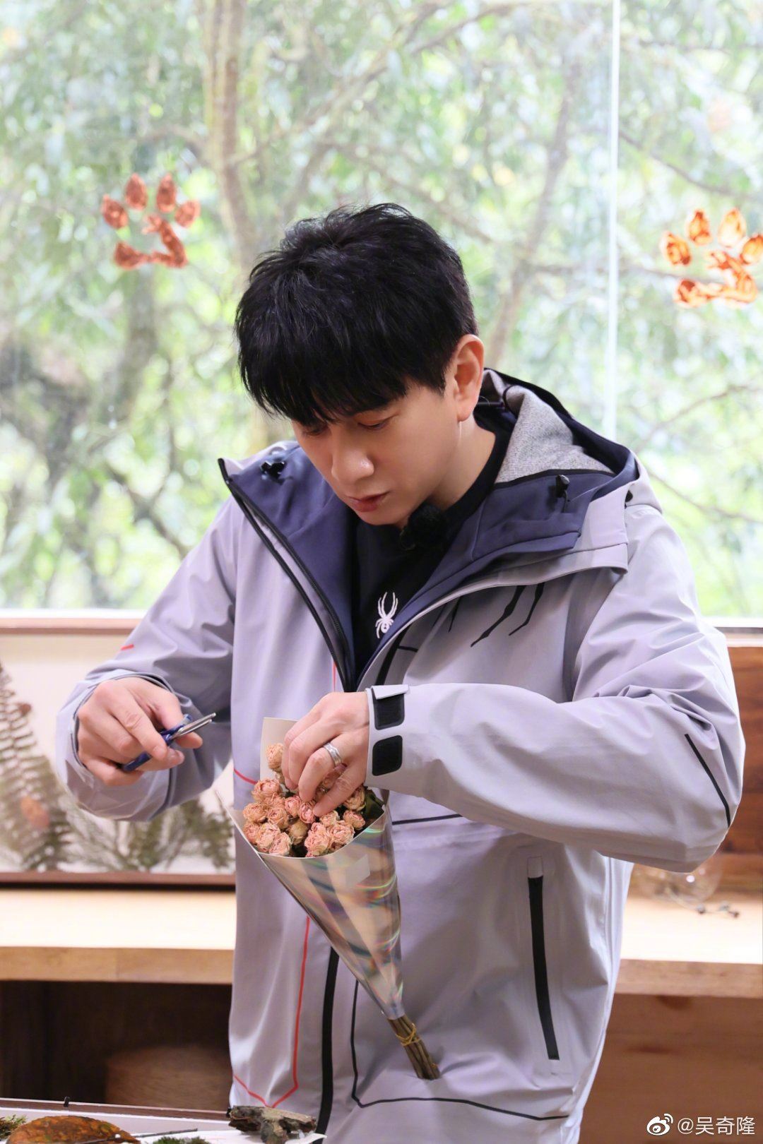 【娱乐】网传吴奇隆刘诗诗婚姻亮红灯？吴奇隆悄换大头照曝露婚姻状况！ 