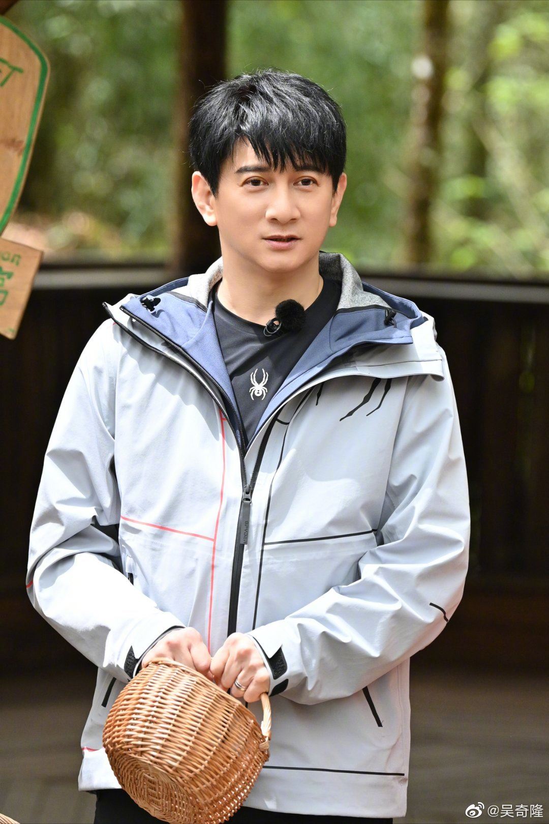 【娱乐】网传吴奇隆刘诗诗婚姻亮红灯？吴奇隆悄换大头照曝露婚姻状况！ 