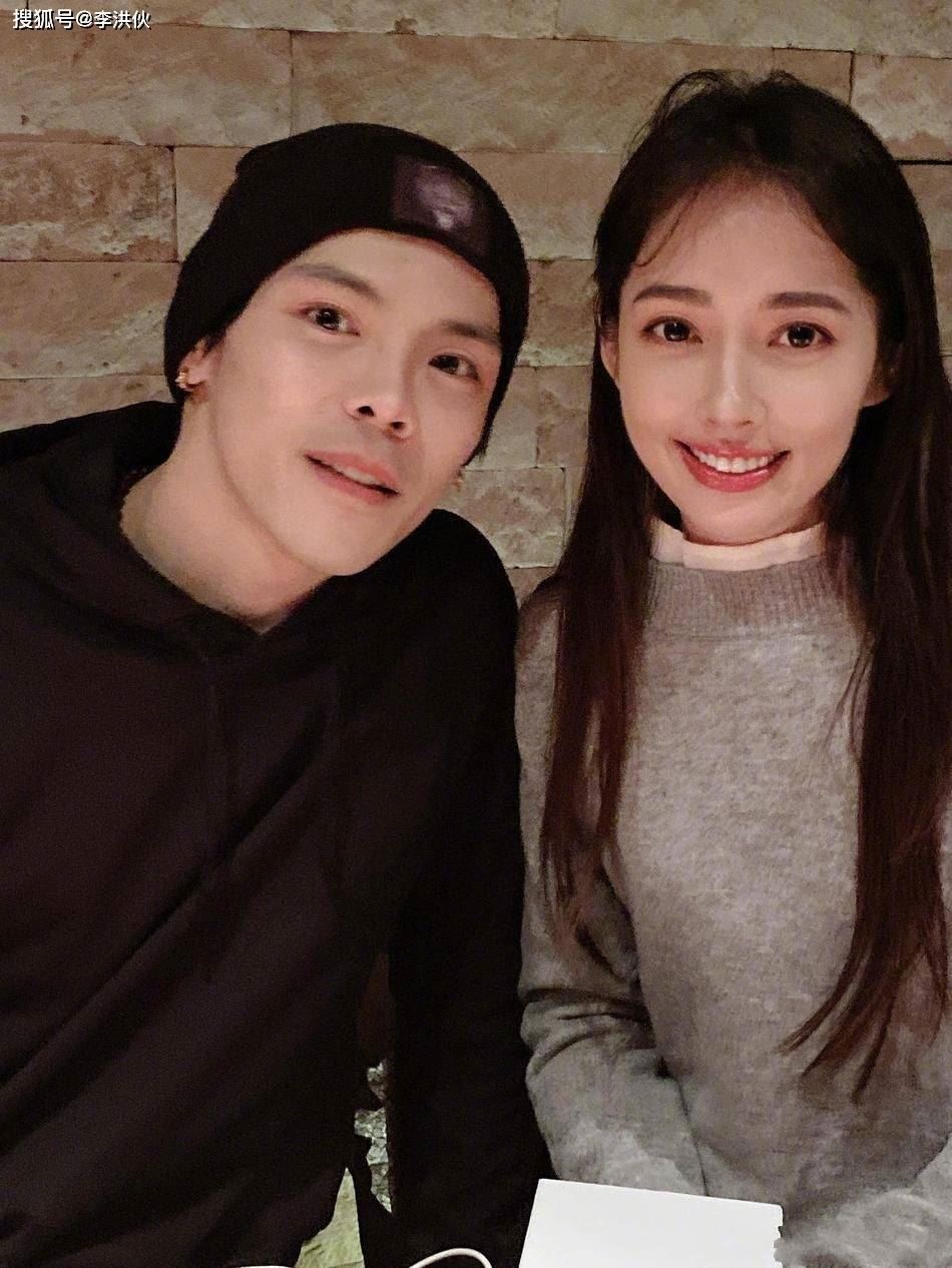 ❤️520发文庆郭碧婷怀第二胎❗️向佐:希望尽快见到老婆🤰