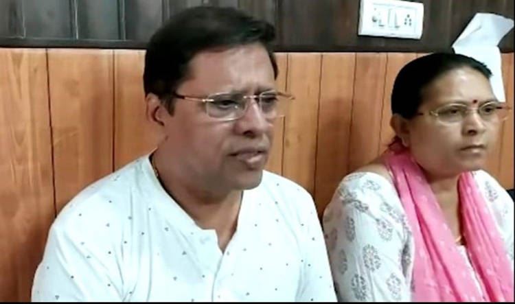 pasangan ini dihadapkan ke mahkamah kerana gagal beri cucu