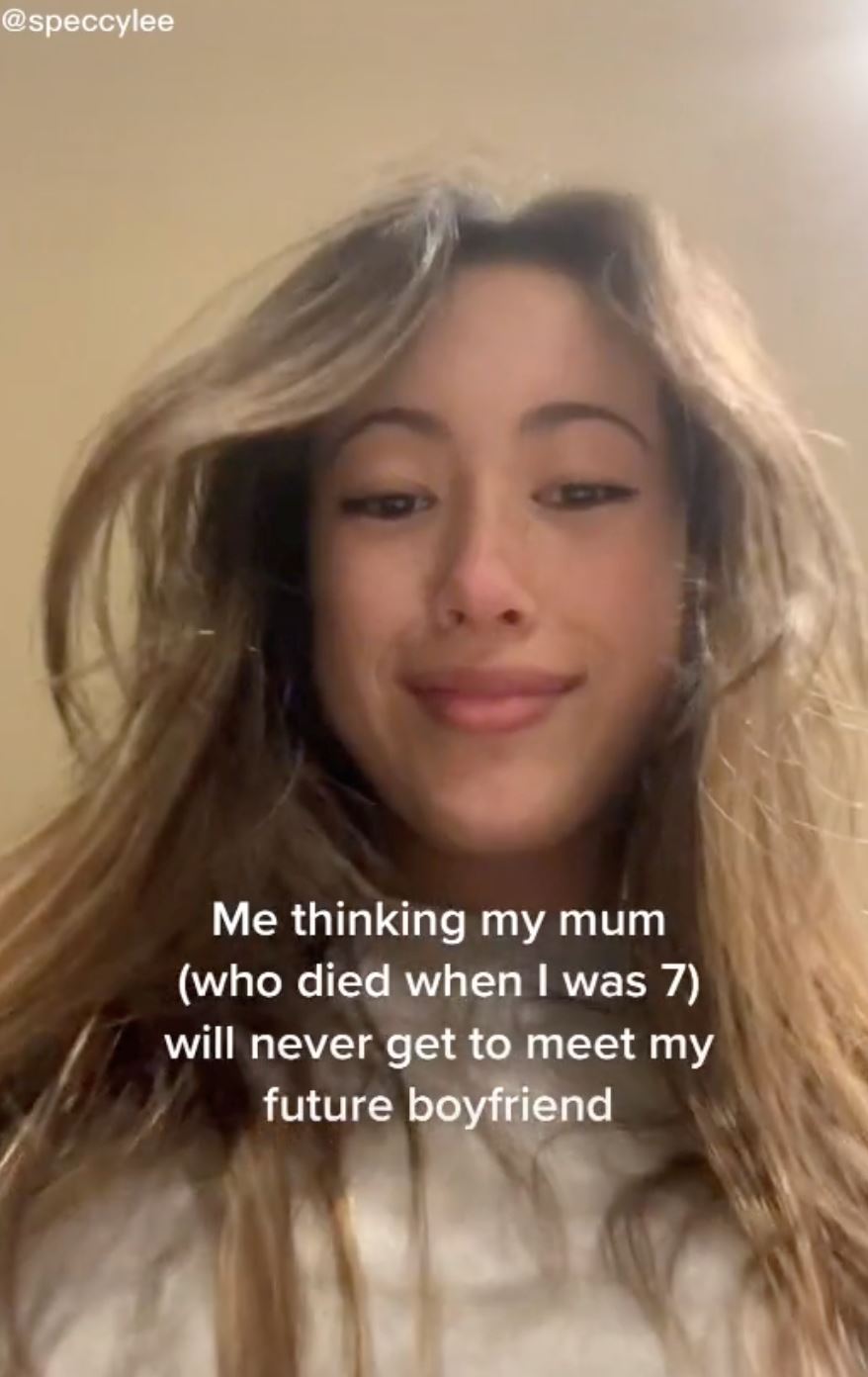   【趣闻】女网友去世多年的妈妈以这种方式见过现任男友？网友震惊：是命运！ 