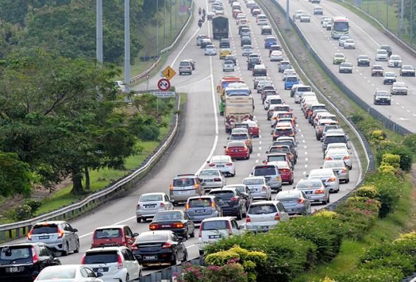 நாட்டில் 31 மில்லியன் தனியார் வாகனங்கள் உள்ளன!