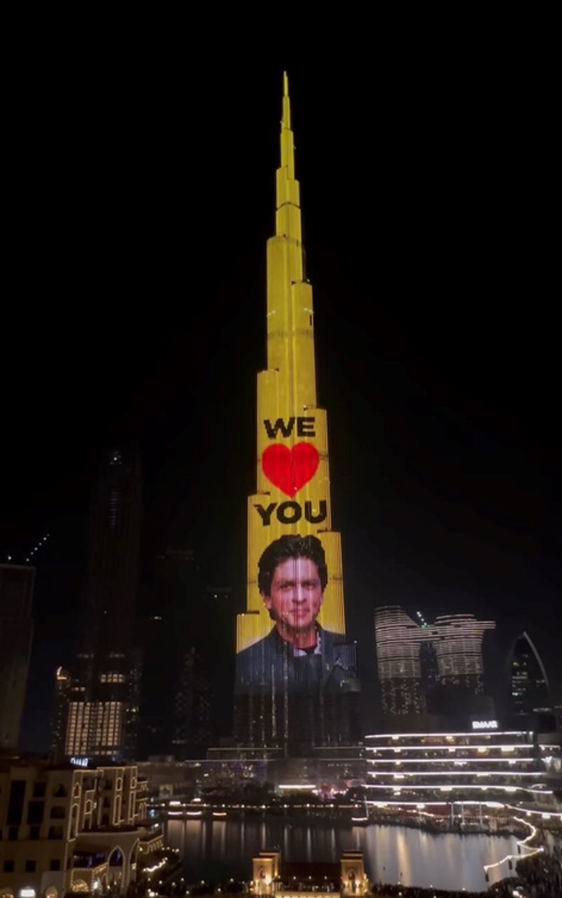 world’s tallest building, burj khalifa lit up for shah rukh khan’s 57th birthday!