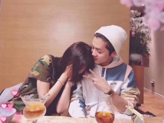 鹿晗关晓彤已秘密领证？春节官宣婚讯！