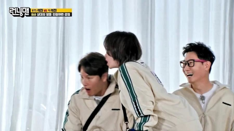 宋智孝认爱金钟国？当众亲下去！