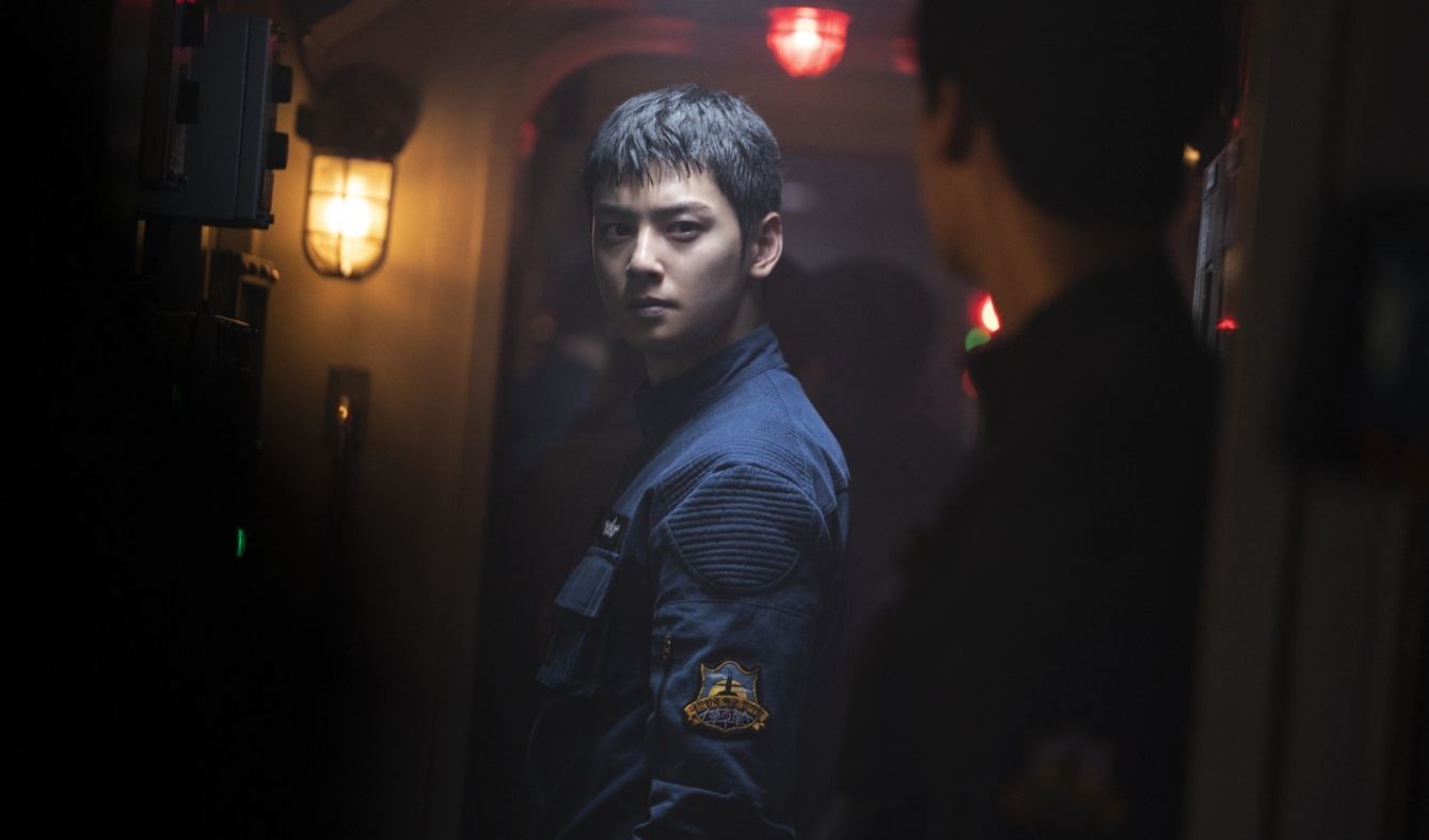 🎬韩国恐袭动作电影《分贝》❗️齐聚三大男神🌟金来沅❌李钟硕❌车银优🔥太炸了