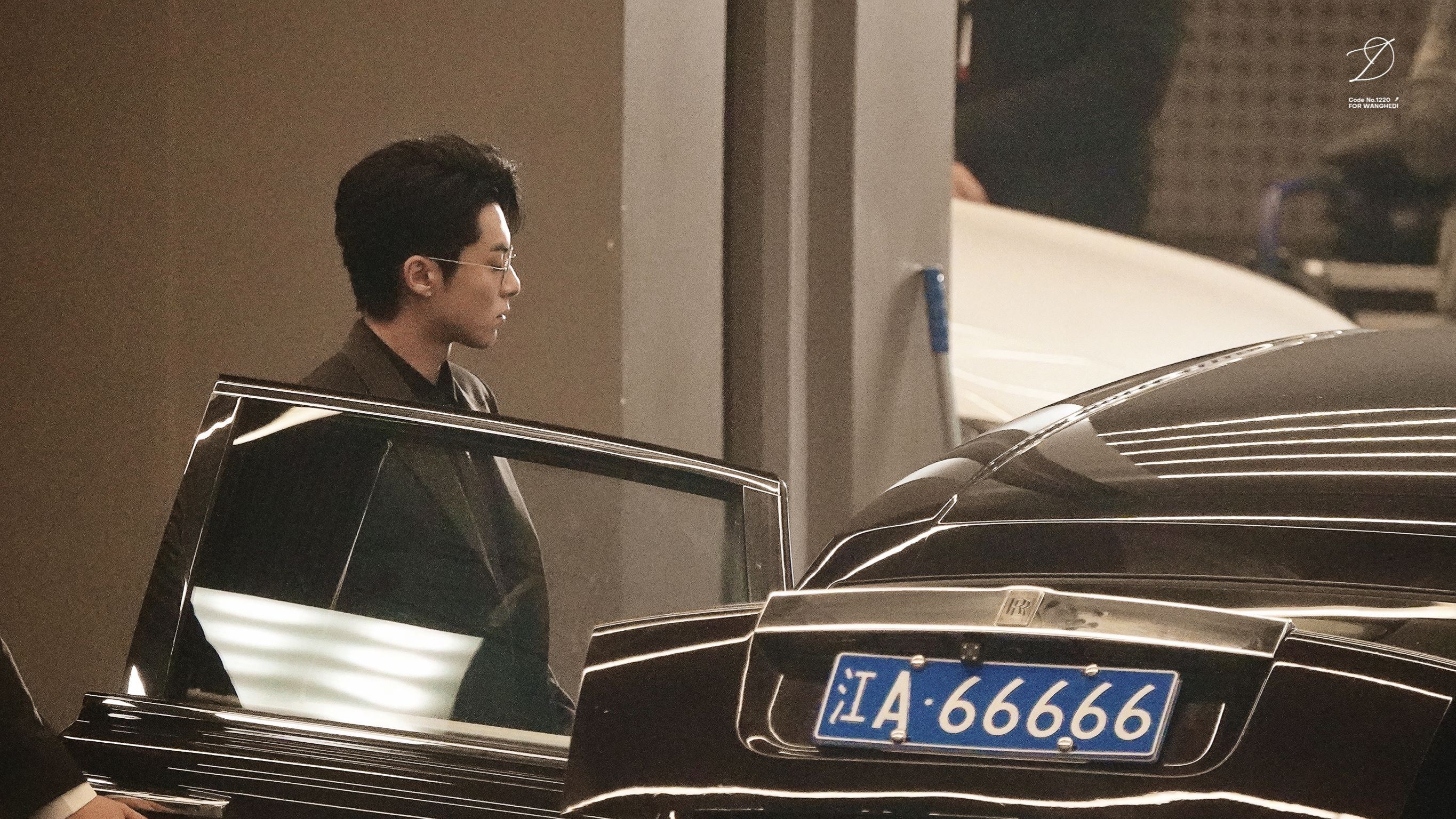 🎥王鹤棣、白鹿主演《以爱为营》开机🎬月尊大人变身霸道总裁😍&nbsp;