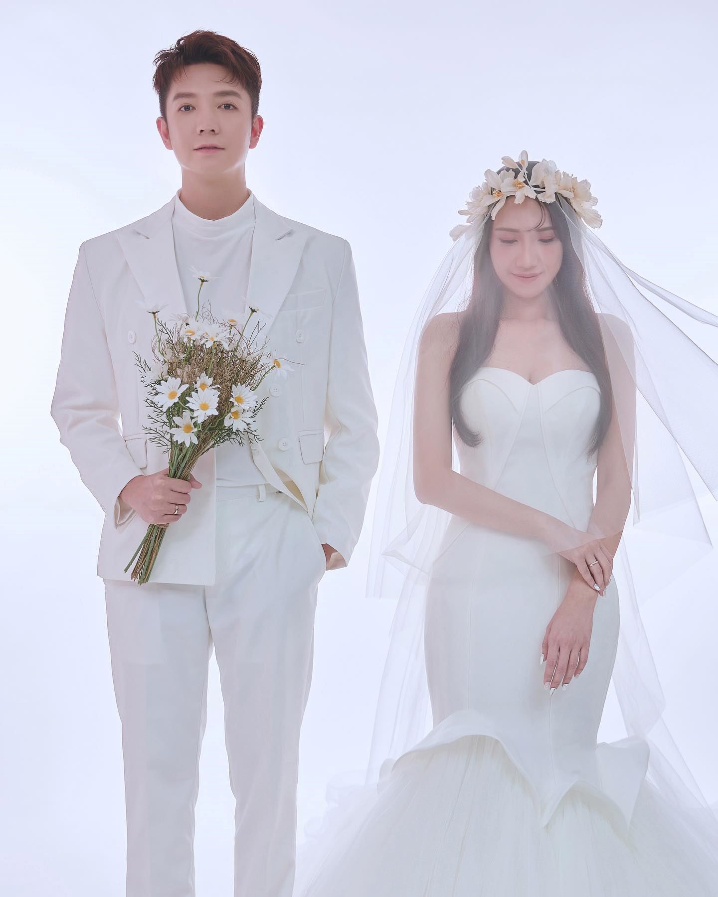 💍【影片】haoren朱浩仁、gladish婚纱照公开❗️甜蜜配文「这位是我的终身拍档」🤵👰