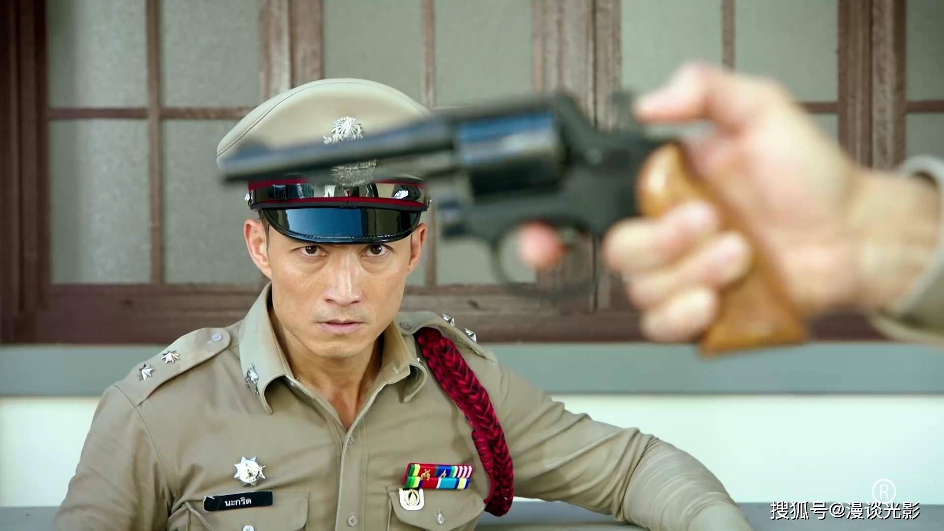 🏆《万千星辉颁奖典礼2022》陈山聪获15项提名创个人纪录❗️《金宵大厦2》一人分饰七角入围最犀利🔥