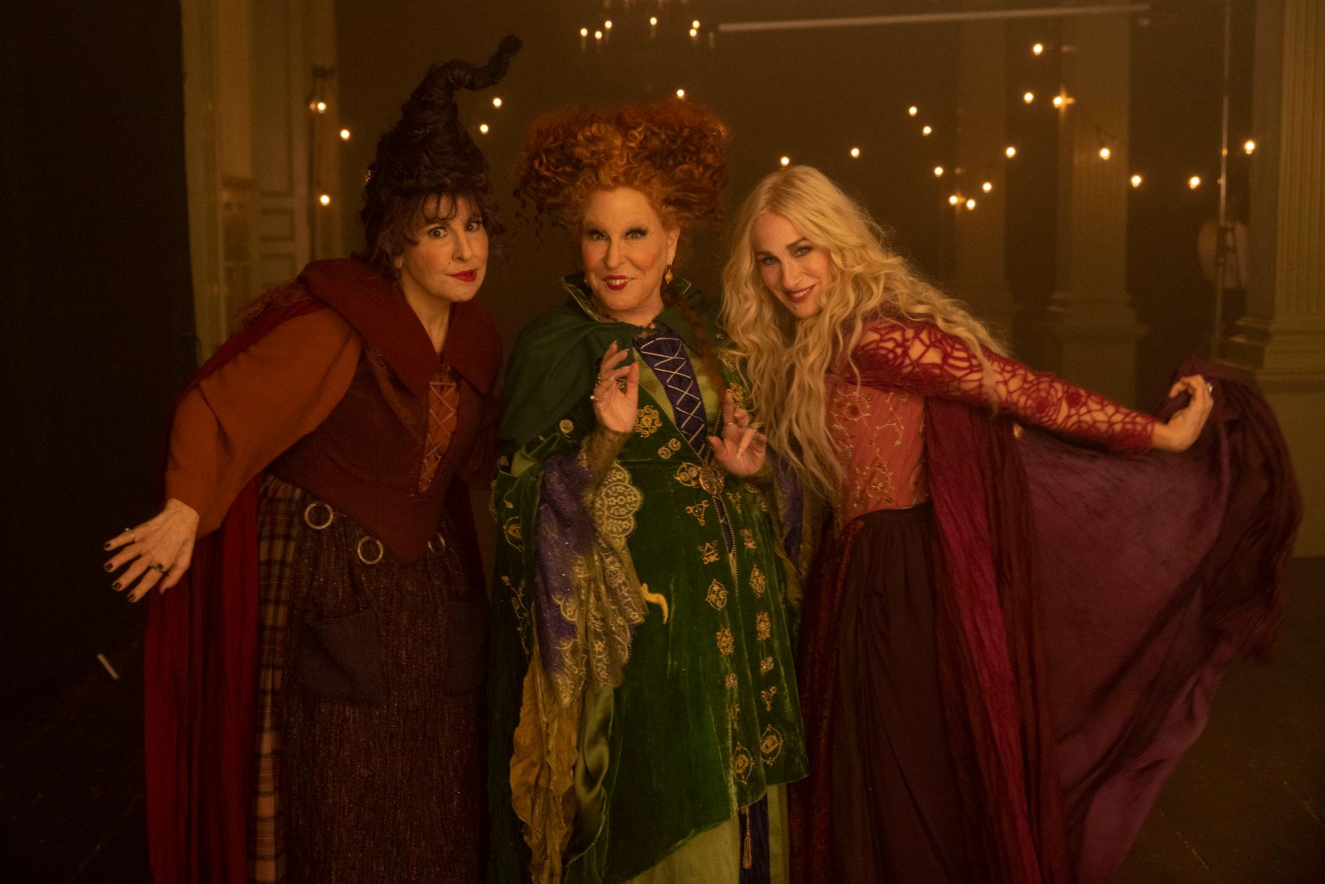hello, cruel world! we watched hocus pocus 2 and here’s what we think about the film