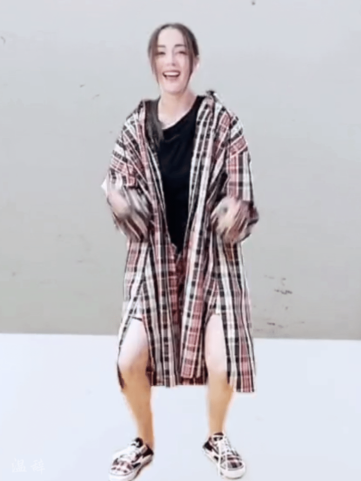 迪丽热巴穿男神外套暗暗官宣恋情？