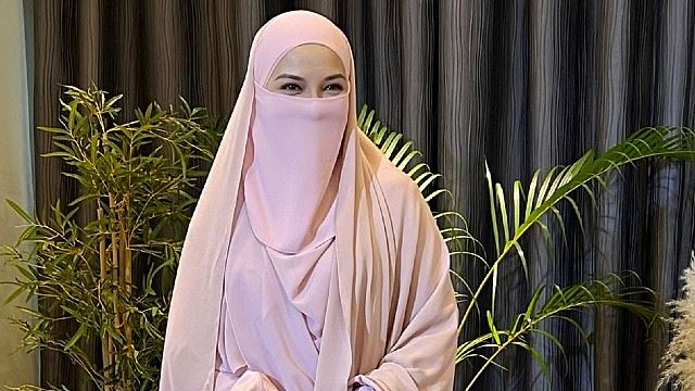 neelofa640.jpg