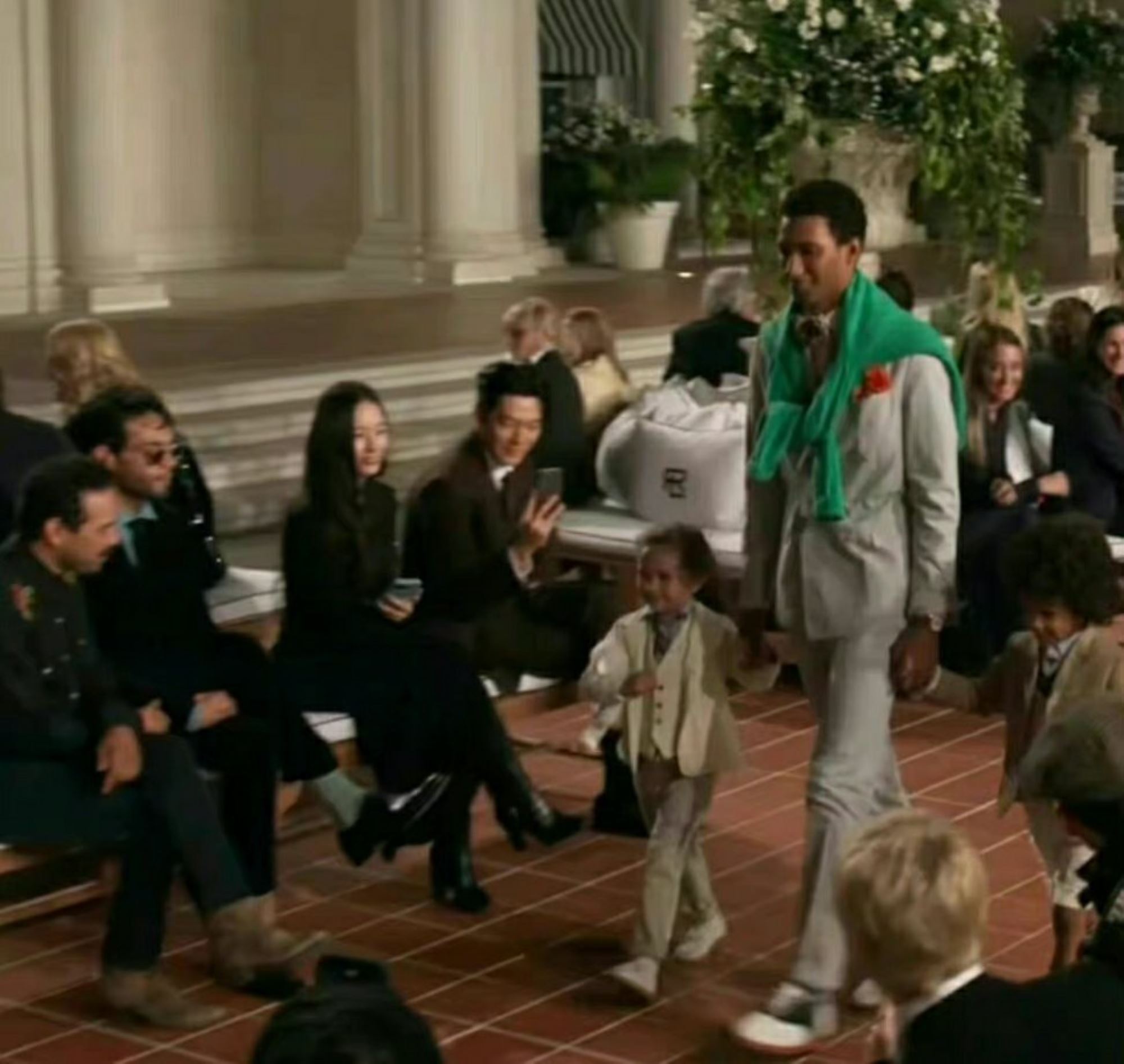 📸郑秀晶金宇彬同框看秀😍梦回《继承者们》李宝娜x崔英道这对豪门兄妹✨