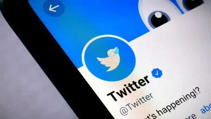 twitter may start charging its users $20 per month to stay verified soon!