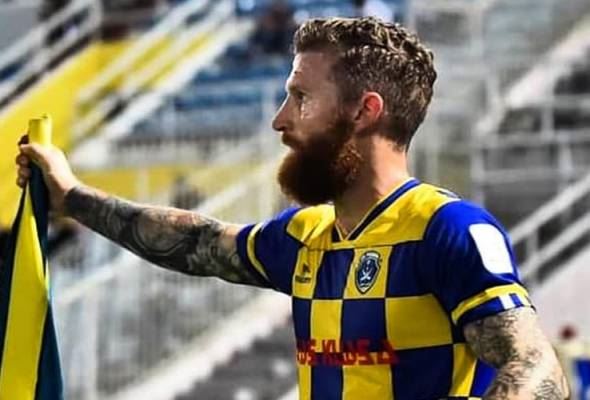 pemain sri pahang fc asal england kini warganegara malaysia