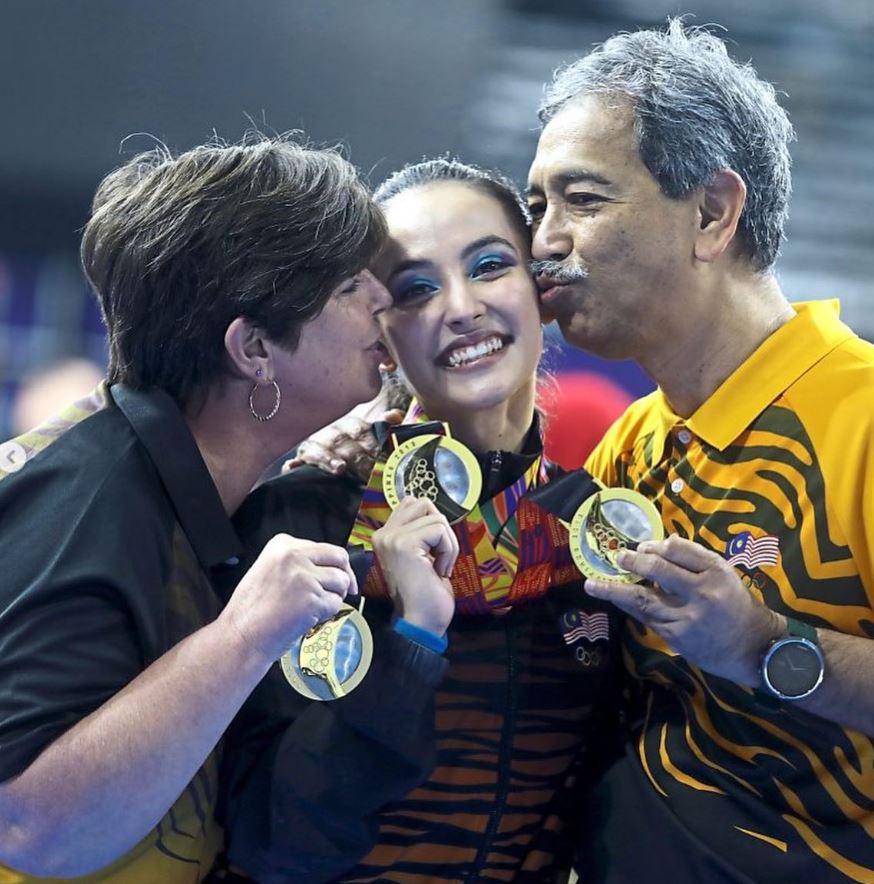 Farah Ann and her parents