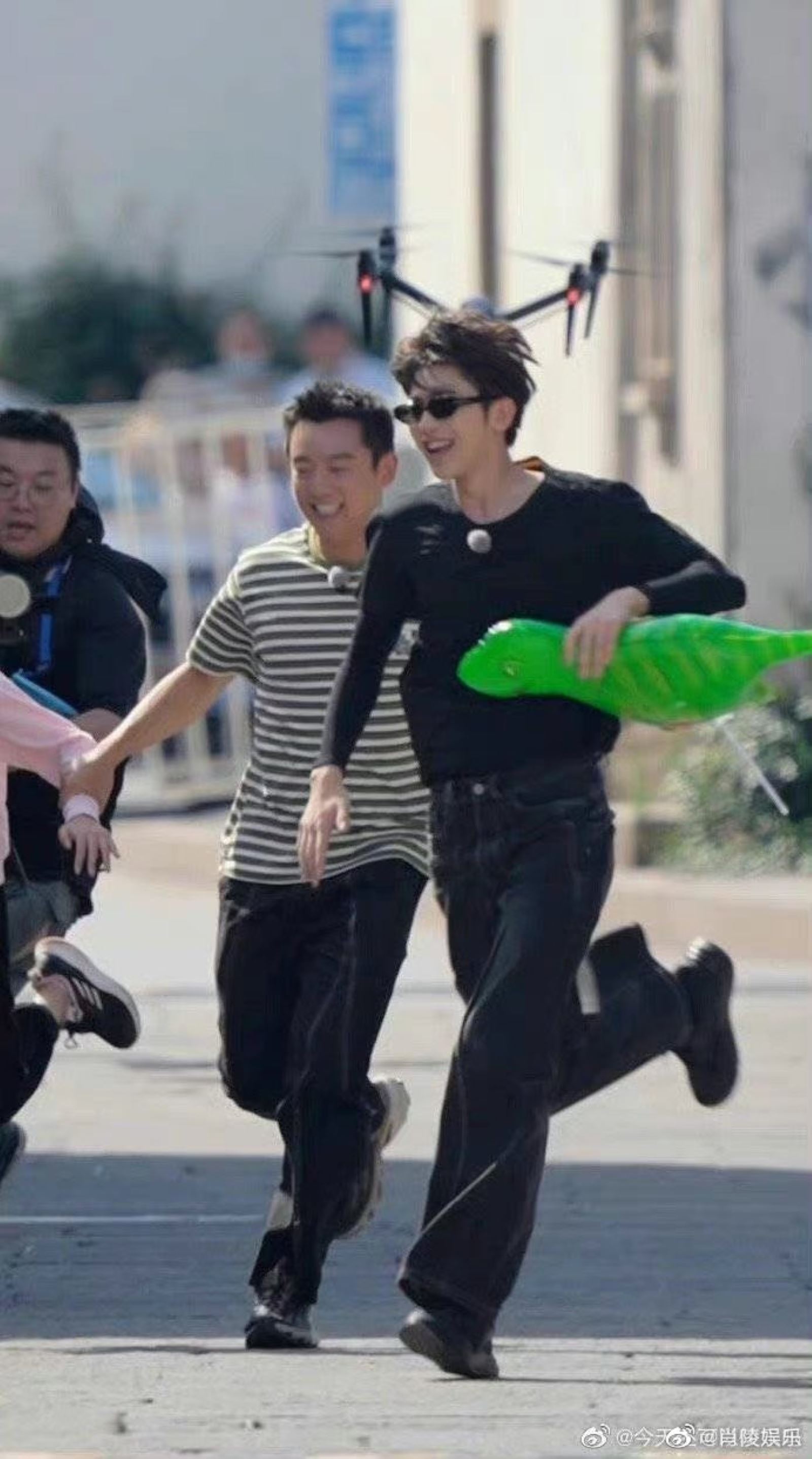 &nbsp;🎥奔跑吧特别季开始录制🏃🏻🏃🏻‍♀️ 全员学院风秋日造型清爽亮相😍