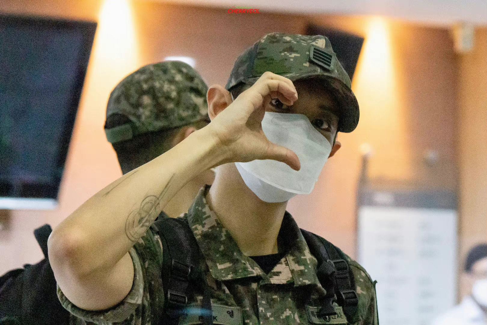 ✨朴灿烈正式退伍🎉 网传exo于2023年完整体回归😯