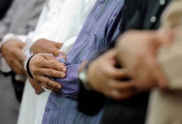 bermula 30 september, pemakaian pelitup muka di masjid dan surau wilayah persekutuan  tidak lagi diwajibkan 